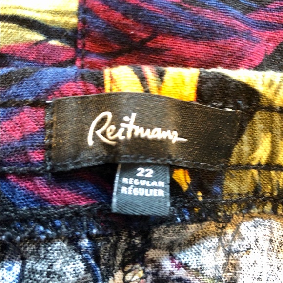 Floral Shorts - Picture 3 of 3